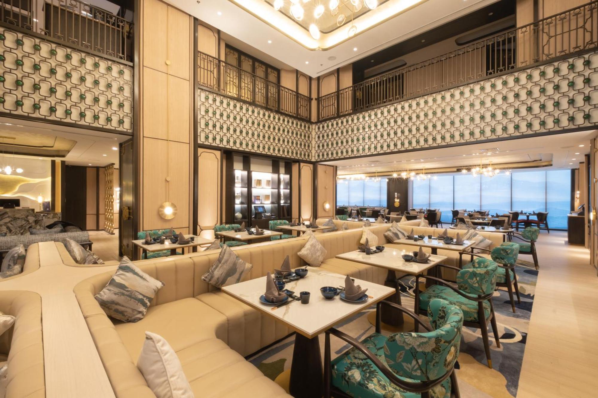 Sari Pacific 5*