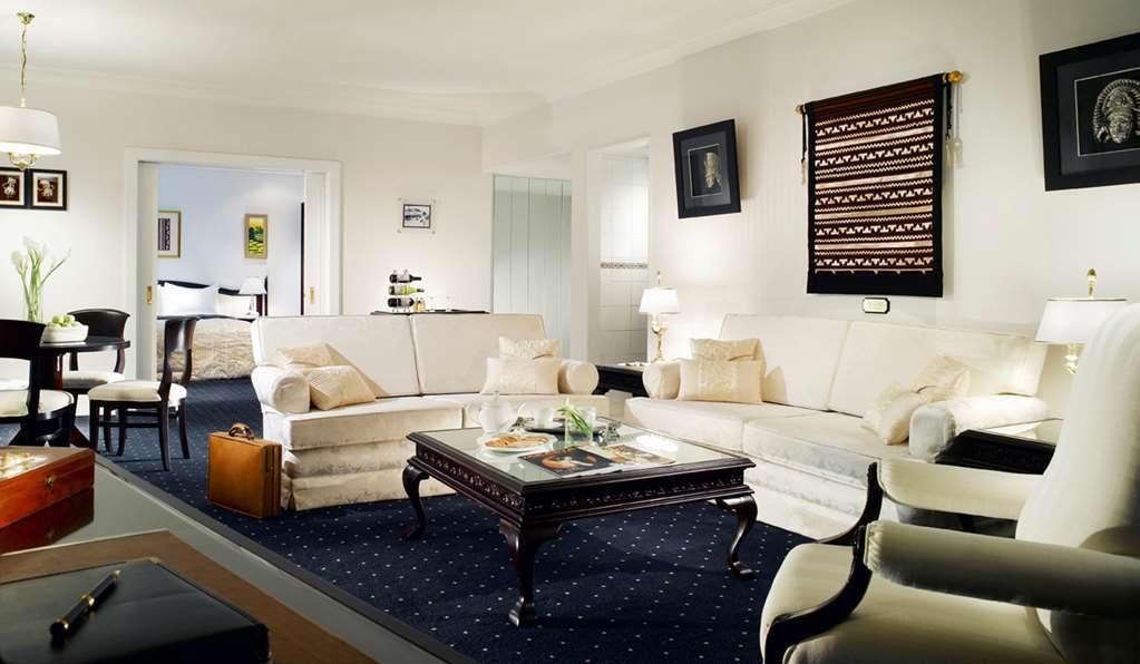Hotel Sari Pacific 5*